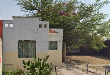 Casa en  Avenida Santiago 274, Hacienda Santa Fe, Jalisco, México