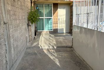Casa en  Calle San Marino, Fraccionamiento Villa De Las Flores, Coacalco De Berriozábal, México, 55710, Mex