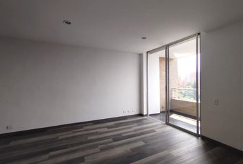 Apartamento en  Castropol, Medellín