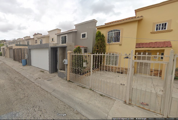 Casa en fraccionamiento en  Loma Del Cristal, Cuesta Blanca, 22650 Cuesta Blanca, B.c., México