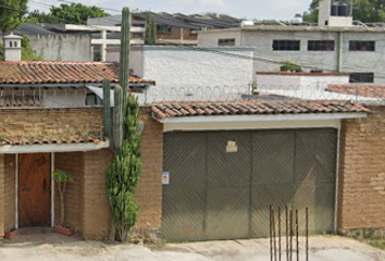 Casa en  Guayabos, Las Palmas, Cuernavaca, Morelos, México