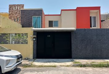 Casa en  Calle H 26, Los Volcanes, Veracruz, México