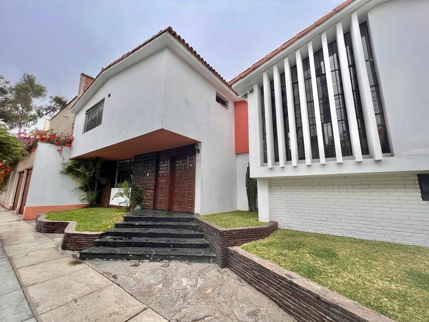 Casa en venta Manuel Gonzales La Rosa, San Isidro, Perú