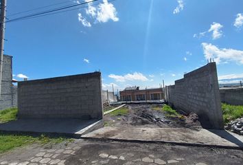 Terreno Comercial en  Clodoveo Carrión 232, Quito 170126, Ecuador