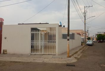 Casa en condominio en  Residencial Floresta, Irapuato, Gto., México