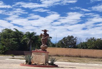 Lote de Terreno en  Fraccionamiento Agave Azul, Avenida Estaciones, Bucerías, Nayarit, México