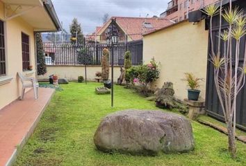 Casa en  4x58+93w, Cuenca, Ecuador