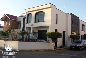 Casa en fraccionamiento en  Rincón De Bugambilias, Morelia, Michoacán, México