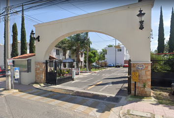 Casa en  Avenida González Gallo 1934, Los Olivos Ii, San Sebastianito, San Pedro Tlaquepaque, Jalisco, México
