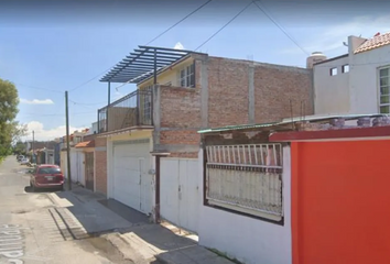 Casa en  Calle Carruaje 246, Fraccionamiento De Don Gu, Celaya, Guanajuato, México