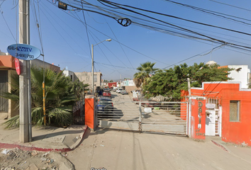 Casa en fraccionamiento en  Delicias, Tijuana