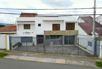 Casa en  Miguel Moreno 413, Cuenca, Ecuador