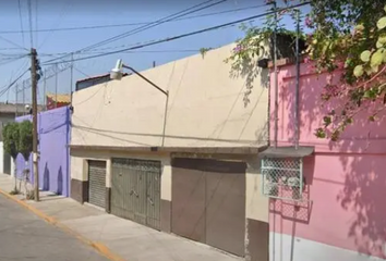 Casa en  Calle 17 No. 48, Estado De Mexico, Nezahualcóyotl, Estado De México, México