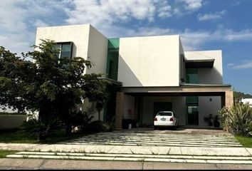 Casa en fraccionamiento en  Diana Natura Residencial, Pinar De La Venta, Jalisco, México