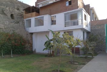 Casa en  Pachacamac, Lima