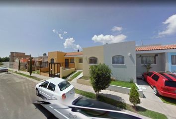 Casa en  Calle Jardines De Los Alhelíes, Jardines Del Vergel, Zapopan, Jalisco, México