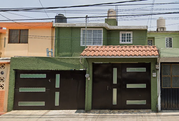 Casa en  Tragacantos, Villa De Las Flores, San Francisco Coacalco, Estado De México, México