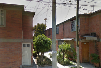 Casa en  Calle Oceano Indico, San Antonio Del Maurel, Santiago De Querétaro, Qro., México