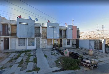 Casa en  Calle Valle De Eugenia, Los Valles, Tijuana, Baja California, México