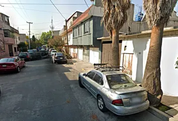 Casa en  Francisco I. Madero 132, Juárez Pantitlan, Ciudad Nezahualcóyotl, Estado De México, México