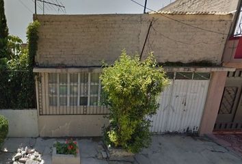 Casa en  C. Zapotecas, Ciudad Azteca 1ra Sección, Ecatepec De Morelos, Estado De México, México