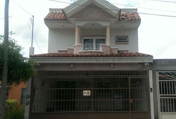 Casa en  Calle Circonia 2991, Jardines Del Pedregal, Culiacán, Sinaloa, México