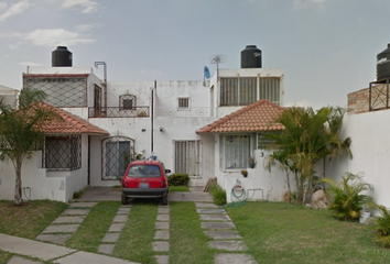 Casa en fraccionamiento en  Los Ciruelos, Tlajomulco De Zúñiga, Jalisco, México
