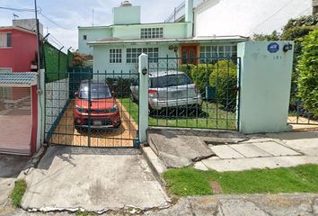 Casa en  Nísperos, Lomas De San Mateo, Naucalpan De Juárez, Estado De México, México