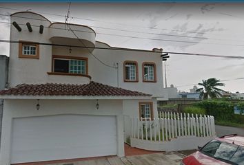 Casa en  Calle Coatzacoalcos 264, Graciano Sánchez, Boca Del Río, Veracruz, México