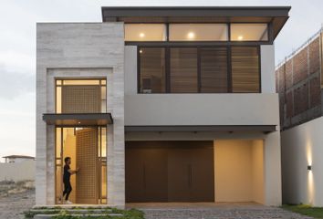 Casa en  La Valenciana Arquitectura Residencial, León, Guanajuato, México