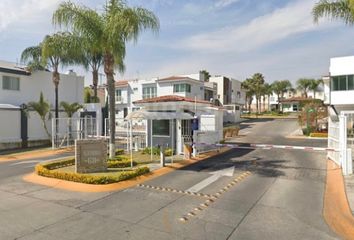 Casa en condominio en  Golfo De Vizcaya, Real De Valdepeñas, Zapopan, Jalisco, México