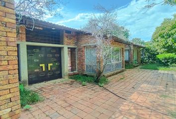 Casa en  Carmen De Apicalá, Tolima