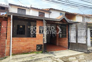 Casa en  Calle 3 #10-29, Piedecuesta, Santander, Colombia