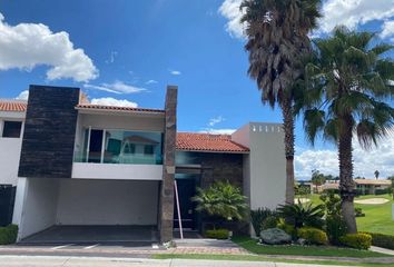 Casa en  Boulevard La Vista, Fracc La Vista Contry Club, San Andrés Cholula, Puebla, 72830, Mex