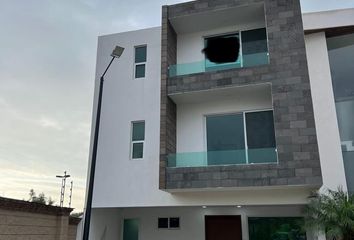 Casa en fraccionamiento en  Lomas De Angelópolis, Tlaxcalancingo, Puebla, México