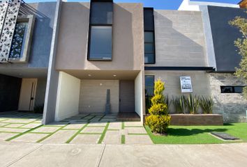 Casa en fraccionamiento en  Gema Residencial, Boulevard Ramón G. Bonfil, Pachuca De Soto, Estado De Hidalgo, México