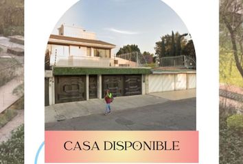 Casa en  P.º Del Río 414, Paseos De Taxqueña, 04250 Ciudad De México, Cdmx, México