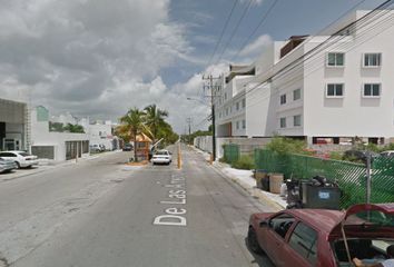 Casa en fraccionamiento en  Avenida Belice 8, Sm 57, Cancún, Quintana Roo, México