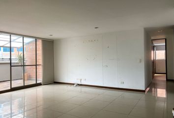 Apartment for rent in Poblado, Medellín