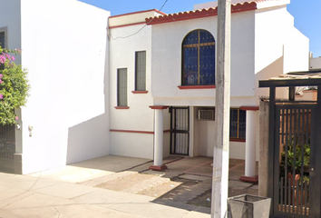 Casa en  Calle París, Bellavista, Ciudad Obregón, Sonora, México