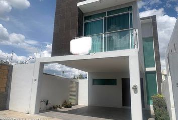 Casa en  San Isidro Juriquilla, Juriquilla, Querétaro, México