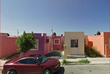 Casa en  Magnolia, Fraccionamiento Los Tulipanes, Francisco Villa, Nuevo Laredo, Tamaulipas, México