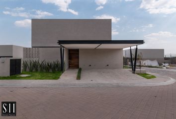 Casa en  Av. De Los Santos, Santiago De Querétaro, Querétaro, México