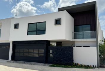 Casa en fraccionamiento en  Boulevard Las Palmas, Medellín De Bravo, Veracruz De Ignacio De La Llave, 94274, Mex