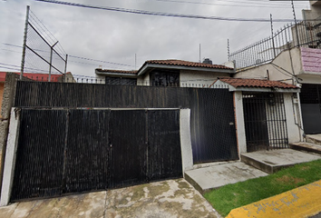 Casa en  Sáenz De Baranda 13, Residencial El Dorado, Tlalnepantla De Baz, Estado De México, México