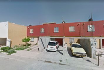 Casa en  Paseo Del Salvador, Floresta, Gómez Palacio, Durango, México