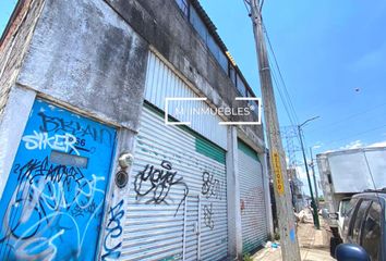 Nave en  Avenida Francisco I. Madero Poniente, La Quemada, Morelia, Michoacán, México