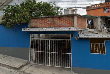 Casa en  Calle Maria Esther Zuno De Echeverría 7, Emiliano Zapata, Xalapa-enríquez, Veracruz, México
