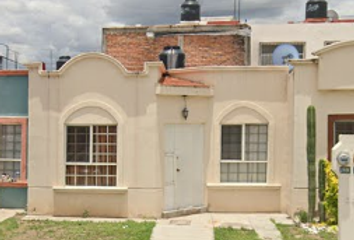 Casa en  Av Aranzazu 199, Rincon De Los Arcos, Irapuato, Guanajuato, México