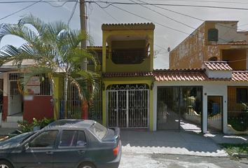 Casa en  Calle De Los Tamarindos 27, Del Sol, Iii, 28219 Manzanillo, Colima, México